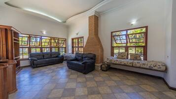 Casa, para fumantes | 3 quartos