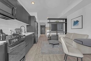Interior - The Elser Miami | Elegant & Modern Retreat (Miami)