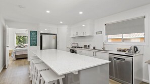 Fridge, microwave, oven, stovetop - 52A Chalmers Street Flynns Beach (Port Macquarie)