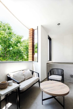 Property grounds - Modern Inner City Pad w/ Patio | Walk Everywhere! (San Diego)