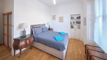 3 bedrooms, iron/ironing board, travel cot, free WiFi