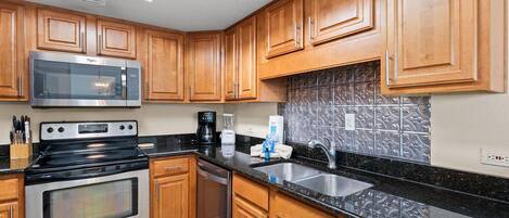 Apartment, 1 King-Bett und Schlafsofa (Perdido Towers West 606) | Eigene Küche