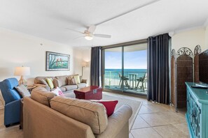 Condo, 1 King Bed with Sofa bed (Perdido Towers West 606) | Living area - Perdido Towers West 606 (Pensacola)