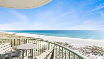 Condo, 1 King Bed with Sofa bed (Perdido Towers West 606) | Property grounds