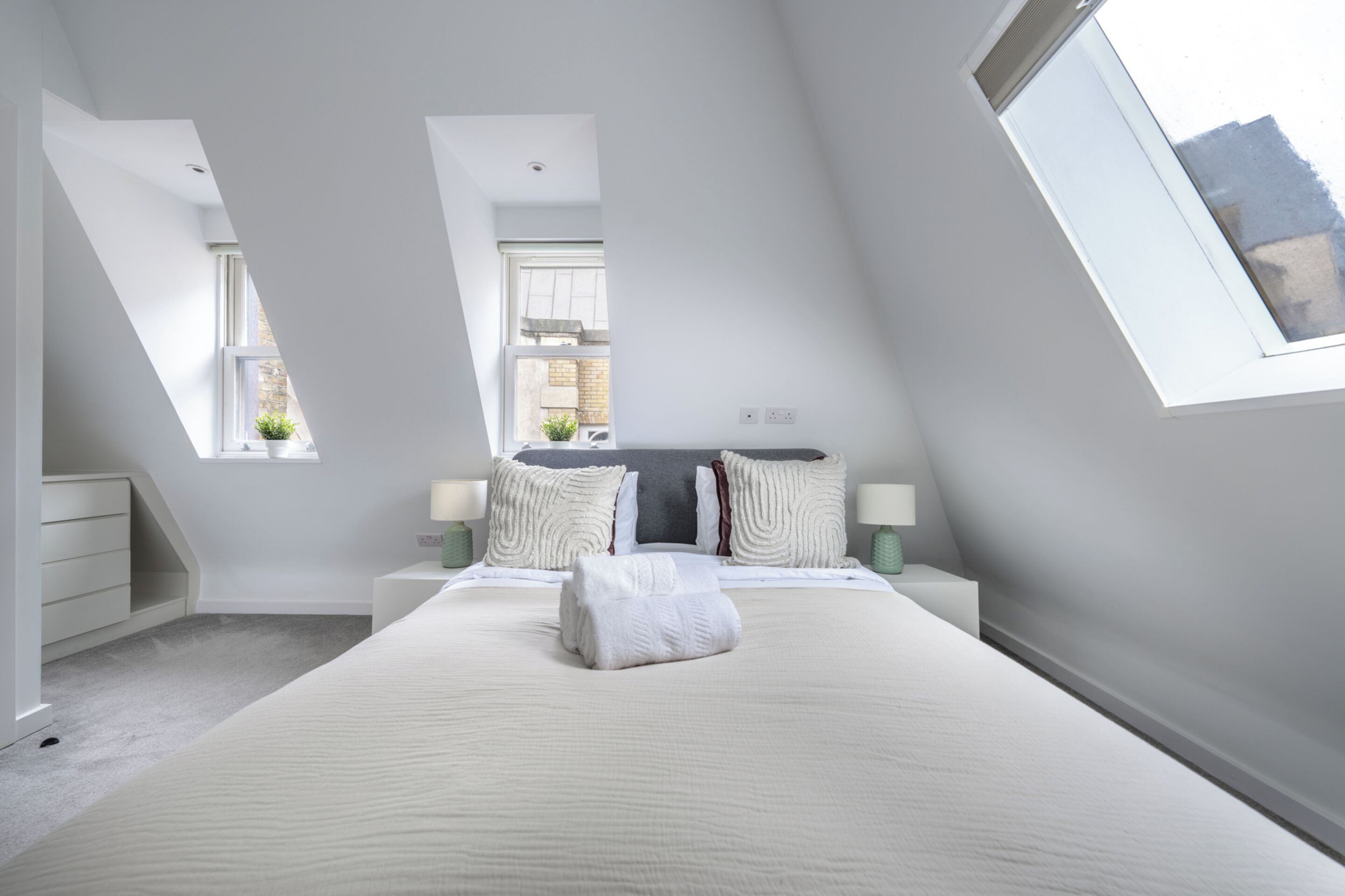 Lägenhet City - 1 dubbelsäng med bäddsoffa - icke-rökare - utsikt mot staden | Strykjärn/strykbräda, barnsängar, gratis wi-fi och sängkläder