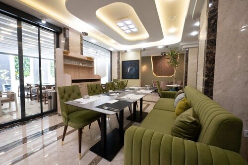 RV Hotel - Dely Brahim