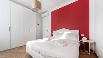 Apartment, Balcony, City View (Pedretti 207) | Free WiFi, bed sheets