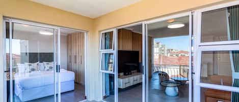 Bügeleisen/Bügelbrett, kostenloses WLAN, Bettwäsche