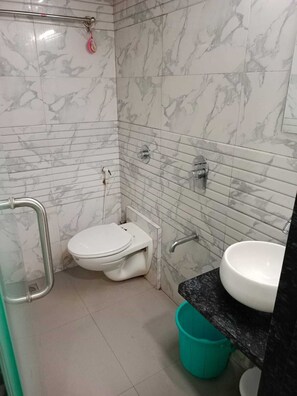 Bathroom - HOTEL RS REGENCY (Mumbai)
