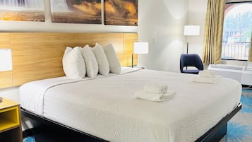 Iron/ironing board, internet, bed sheets