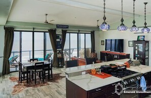 Dining - Popoyo Surfers' Dream House: Oceanfront 180° Views, Pool, and 4x4 Special (Tola, Rivas, Popoyo)