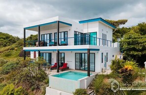 Exterior - Popoyo Surfers' Dream House: Oceanfront 180° Views, Pool, and 4x4 Special (Tola, Rivas, Popoyo)