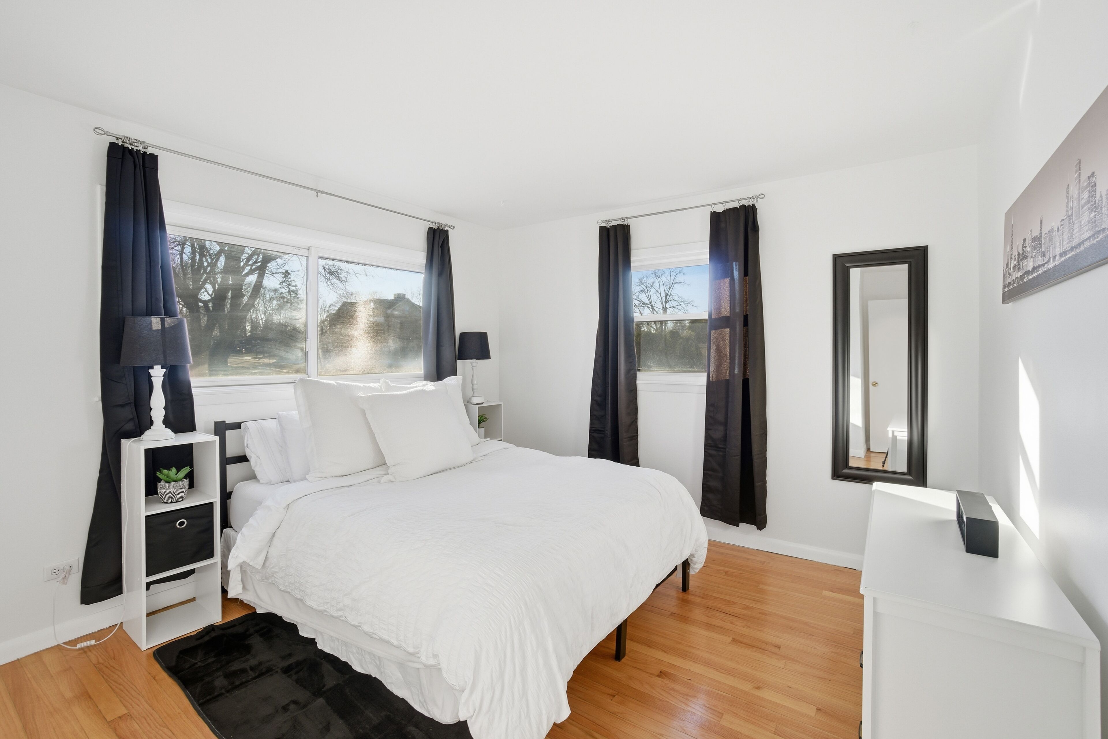 3 camere, una scrivania, Wi-Fi gratuito, lenzuola