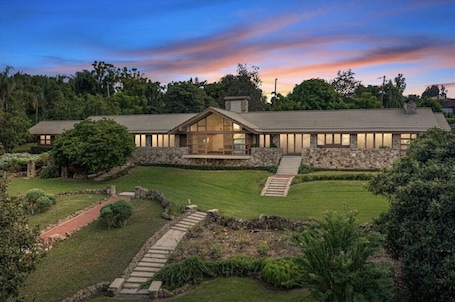 Exterior. Hotel-Style Lakeview Micro-Suite/Balcony/Gardens