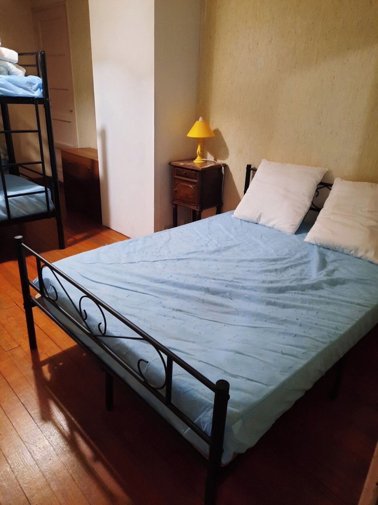 2 chambres, fer et planche à repasser, Wi-Fi