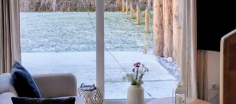 Exclusive vacation home between Darß/Rügen with fireplace & sauna