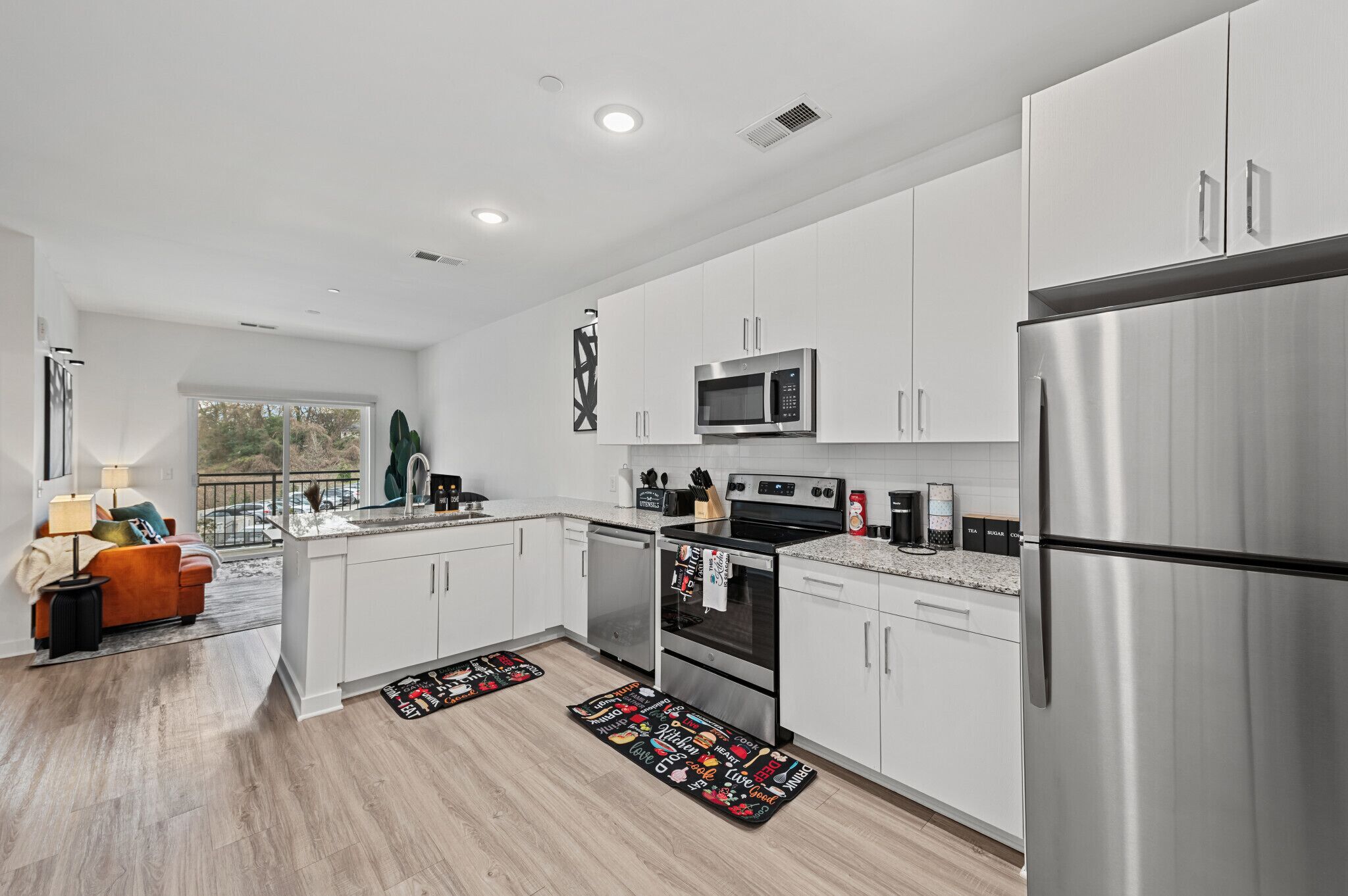 微波炉、烤箱、炉灶、洗碗机