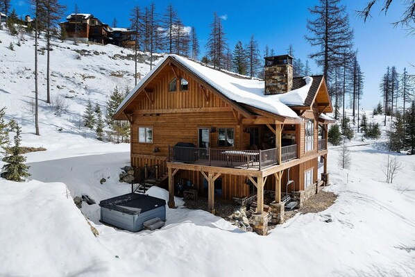 Exterior - Sky House Whitefish: Ski-In / Ski-Out + Hot Tub + Outdoor Fireplace + Lake Views (Whitefish)