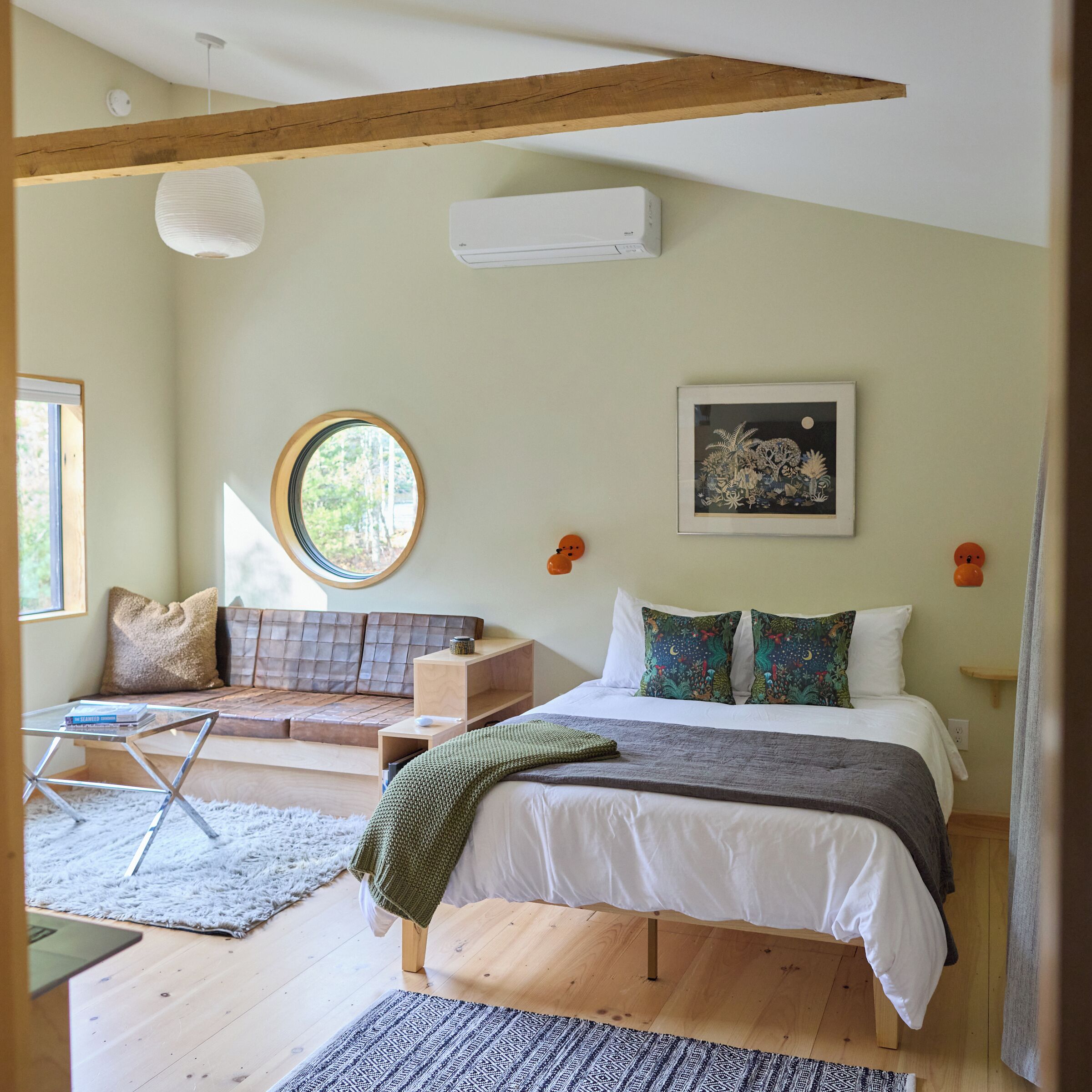 1 chambre, fer et planche à repasser, Wi-Fi gratuit, draps fournis