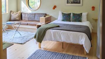 1 chambre, fer et planche à repasser, Wi-Fi gratuit, draps fournis