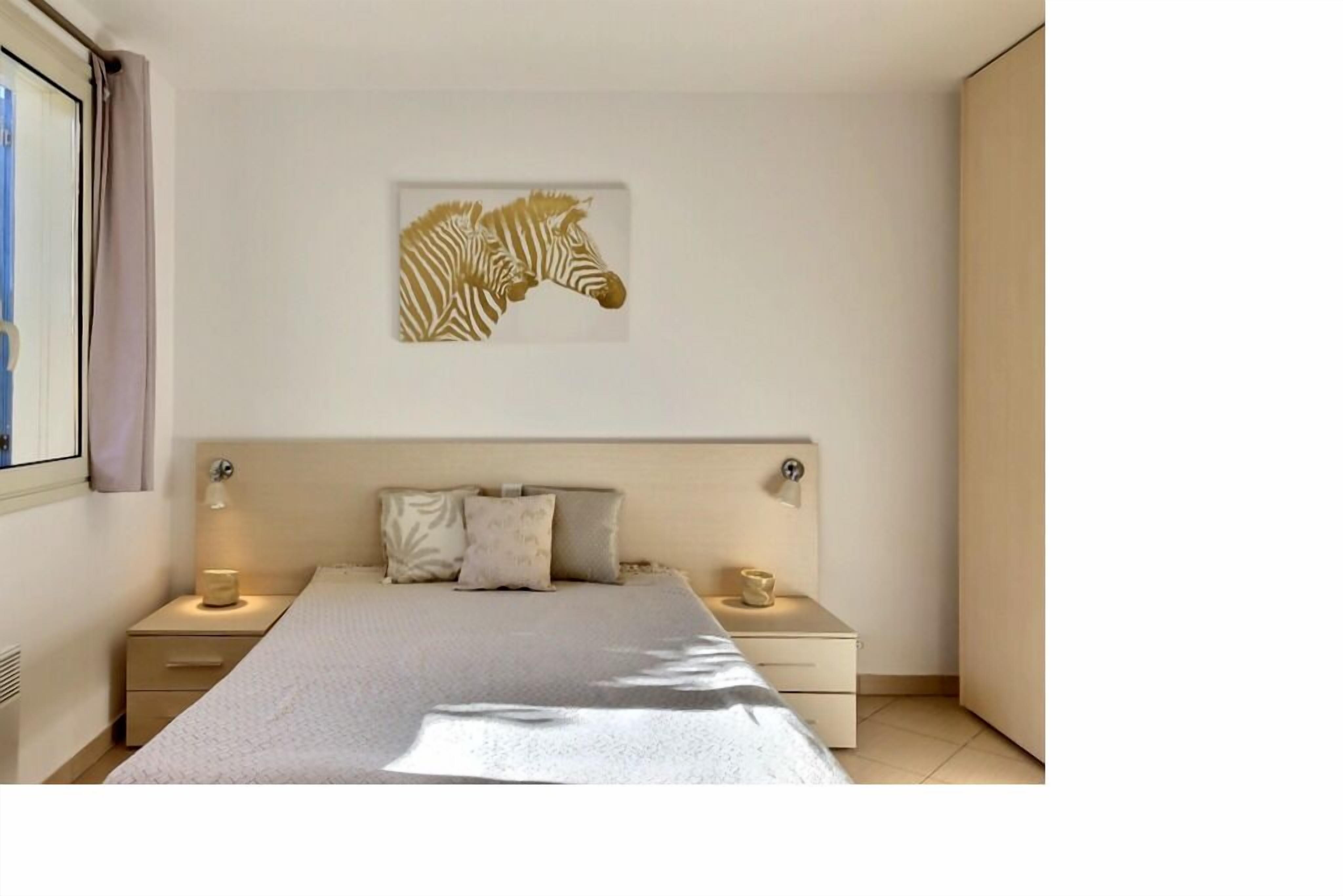 1 bedroom, iron/ironing board