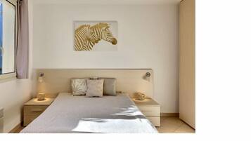 1 bedroom, iron/ironing board