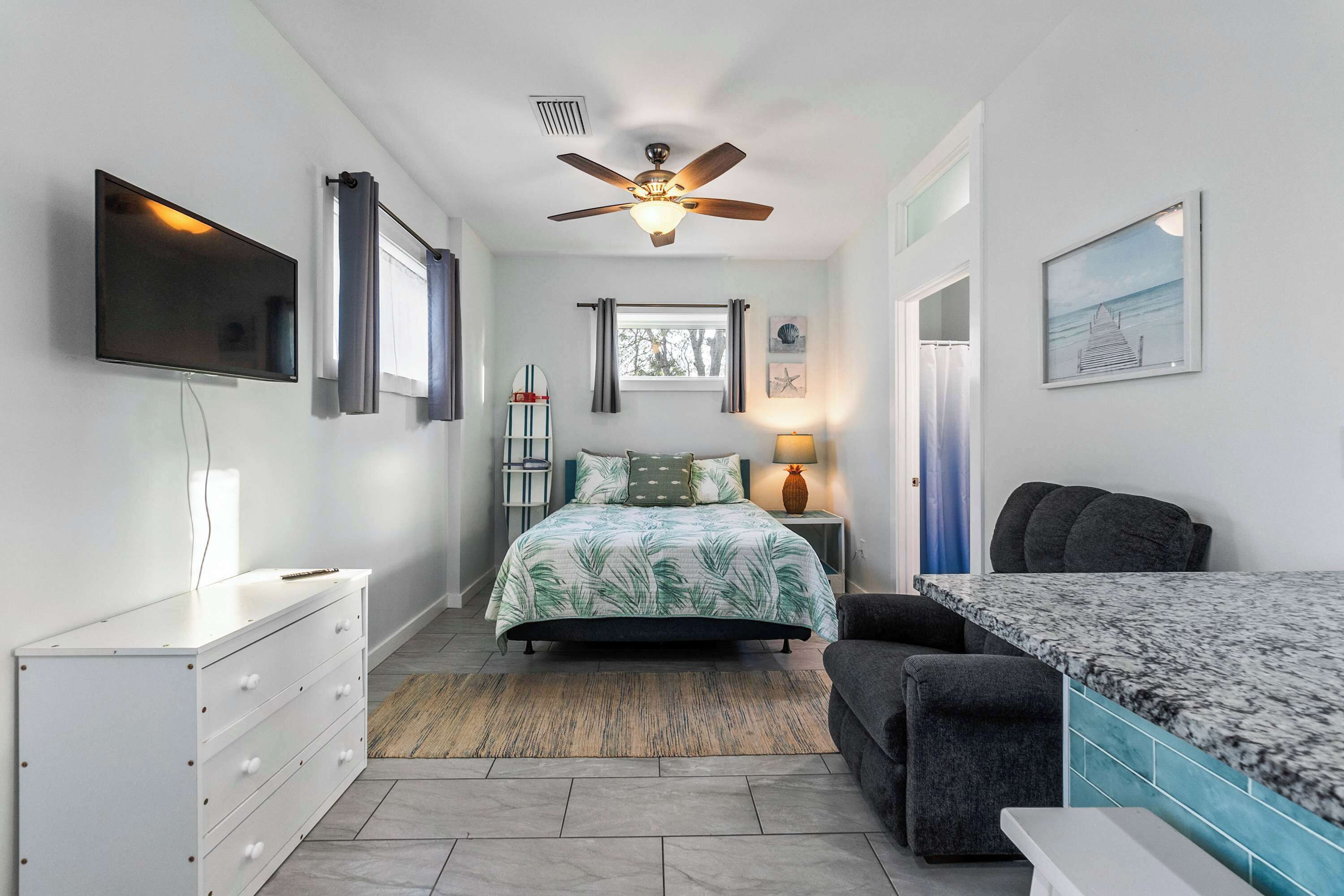 Fer et planche à repasser, Wi-Fi, draps fournis