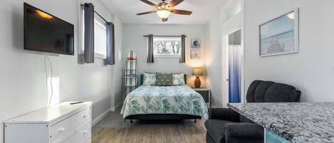 Fer et planche à repasser, Wi-Fi, draps fournis