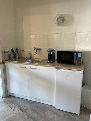 Private kitchen - Cosy studio 10 min from Cannes (Le Cannet)