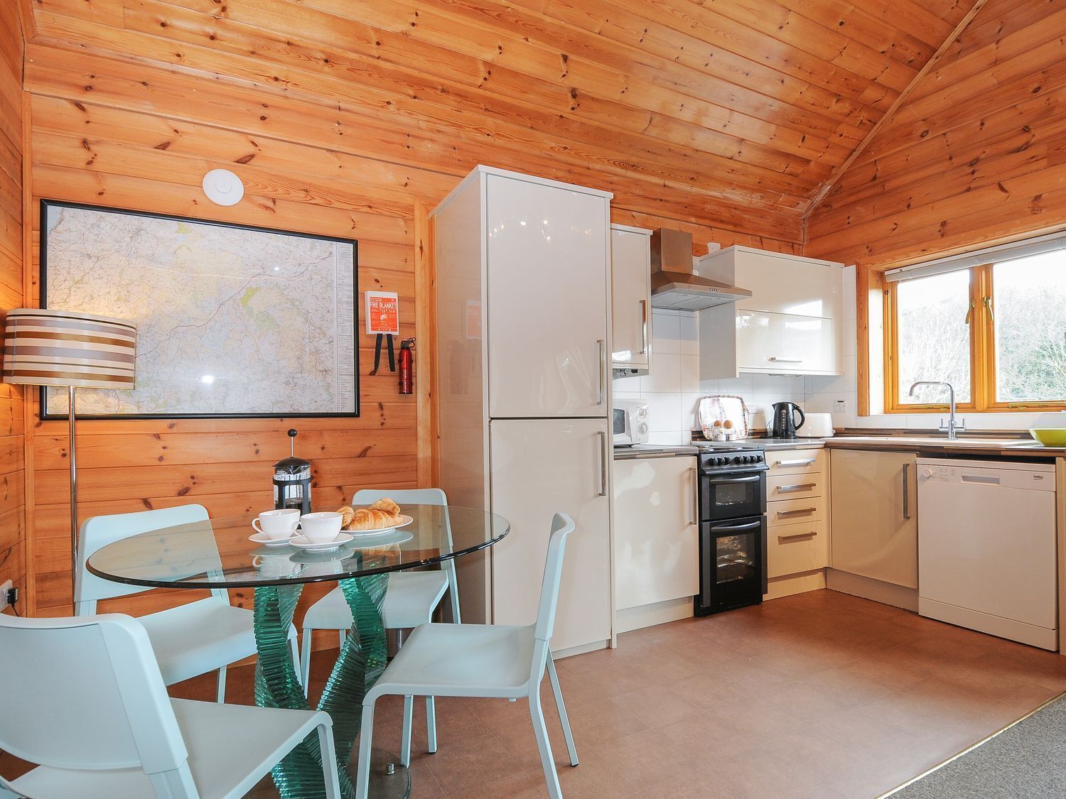 غسالة أطباق ، مستلزمات طهي/أطباق/أوعية