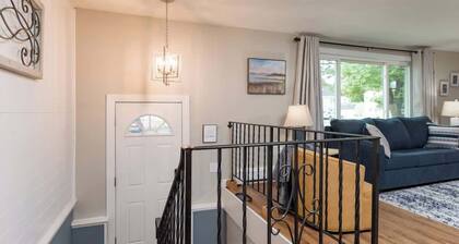 Delightful New England Townhome