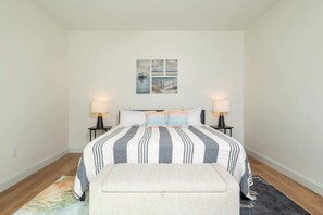 5 bedrooms, desk, iron/ironing board, travel cot