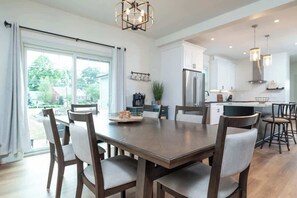 Dining - Comfortable New Construction (Wakefield)