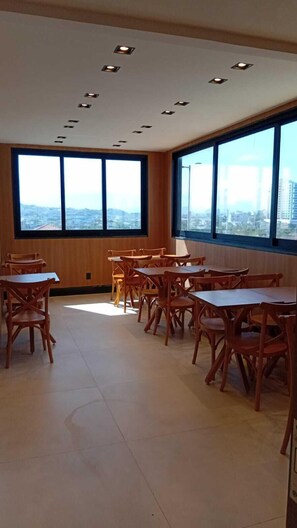 Meeting facility - VHome Flat Hotel (Macaé)