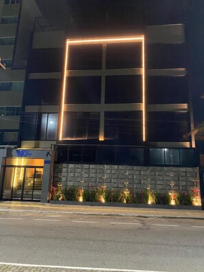 Mặt tiền nơi lưu trú