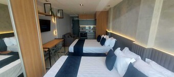 VHome Flat Hotel