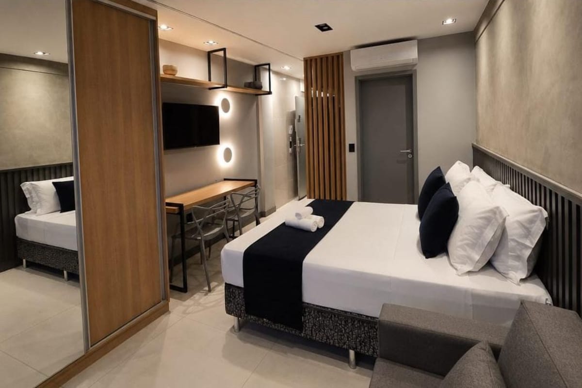 In-room safe, desk, laptop workspace, free WiFi