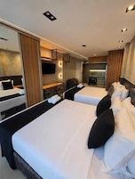 Deluxe Quadruple Room, Sea View