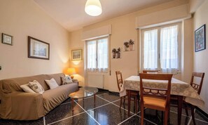 TV - Iolanda [4 people-Central-Wifi] (Rapallo)