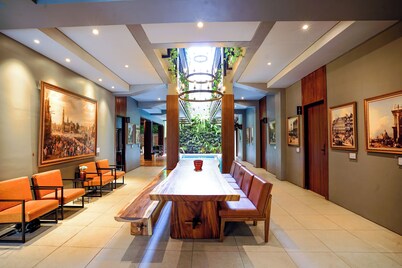 Hebe Hotel Hostel & Hospitality Network