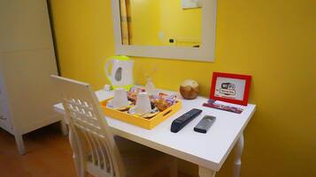 Camera | 1 camera, lenzuola