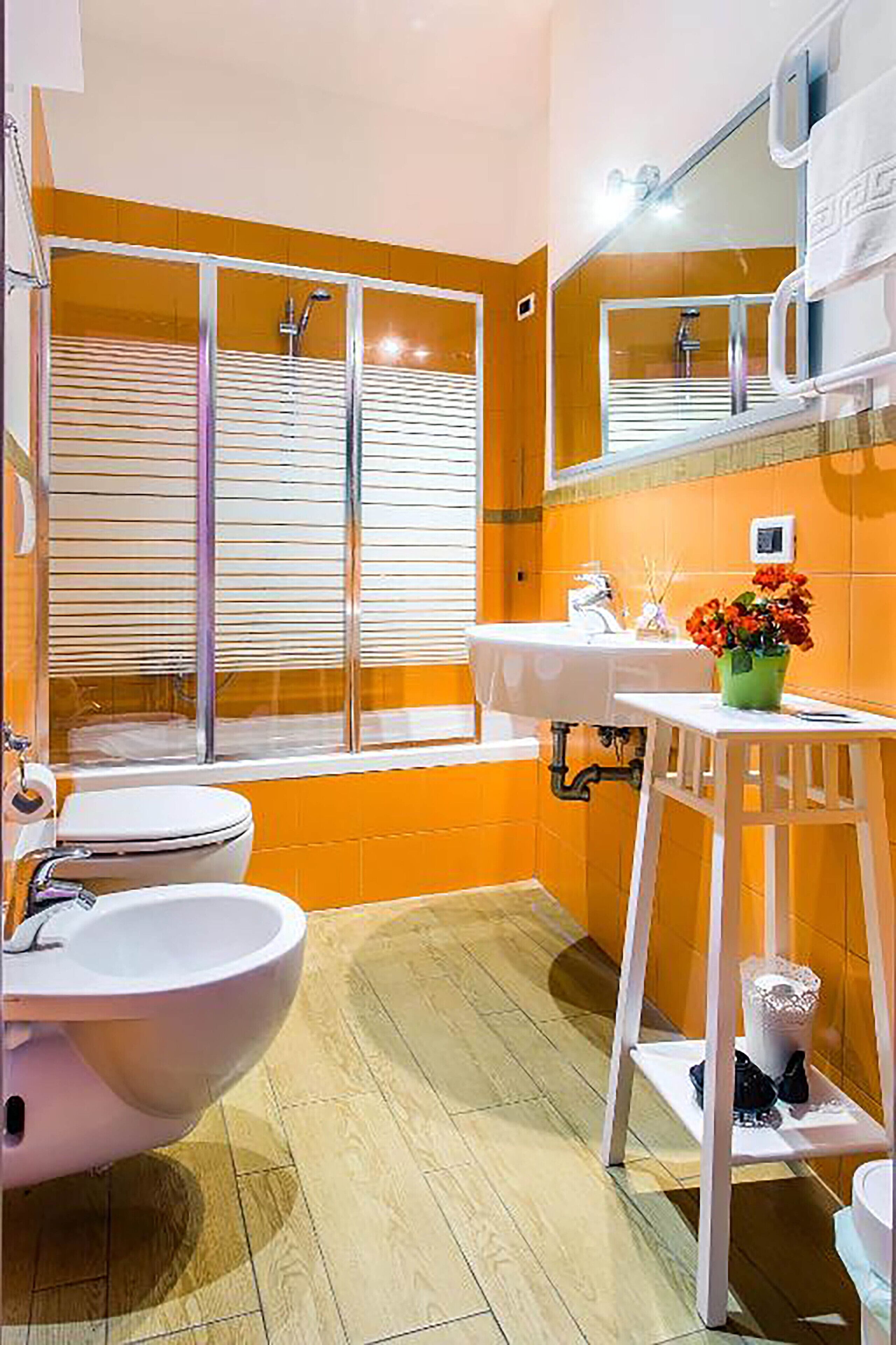 Camera (1 Bedroom) | Bagno | Doccia, bidet