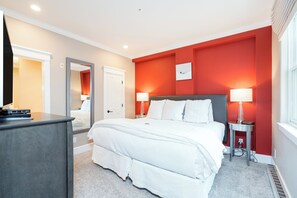 3 bedrooms, iron/ironing board, Internet, wheelchair access - Two-bathroom residence has a great in-town location and luxury amenities. (Telluride)
