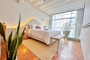 Fer et planche à repasser, draps fournis