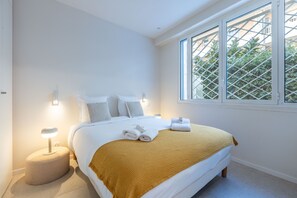 2 makuuhuonetta, silitysrauta/-lauta, ilmainen Wi-Fi, vuodevaatteet