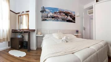 Deluxe Double Room | Free WiFi