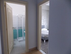 Soundproofing, free WiFi - Central Palace (Reggio Calabria)