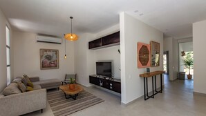 Flat-screen TV - Villa Venus  (Santa Teresa)