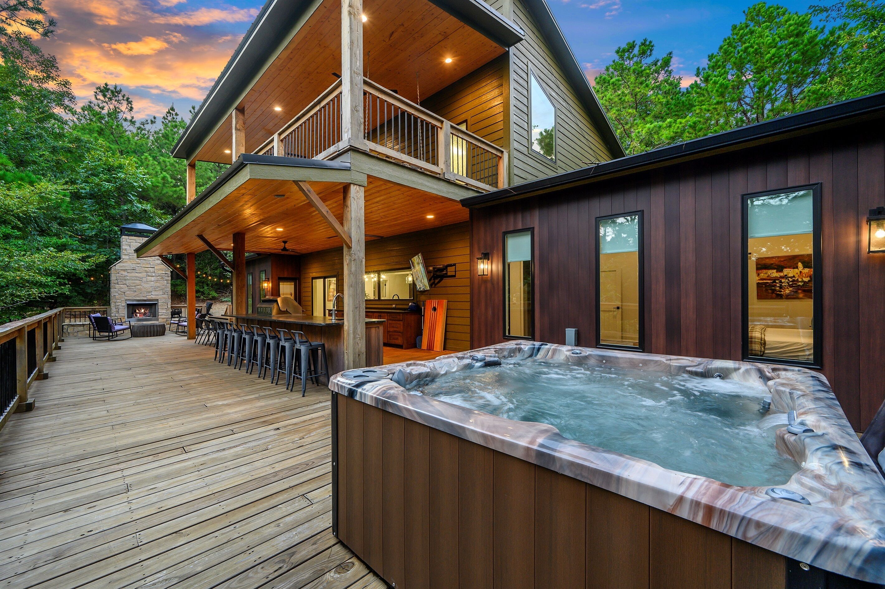 Outdoor spa tub