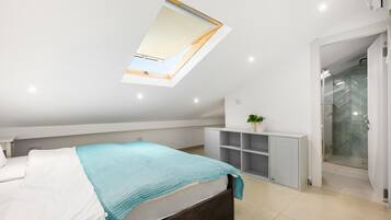 7 bedrooms, free WiFi